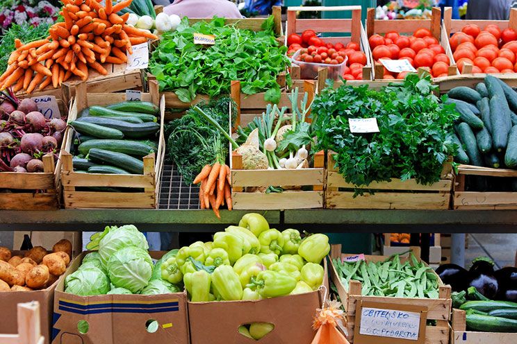 farmers market produce