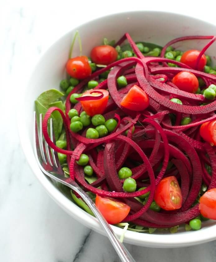 Arugula_Salad_with_Beet_Noodles.jpg