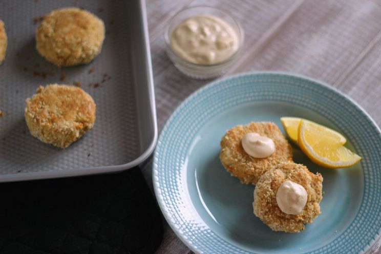 Paleo_Crab_Cakes_2.jpg