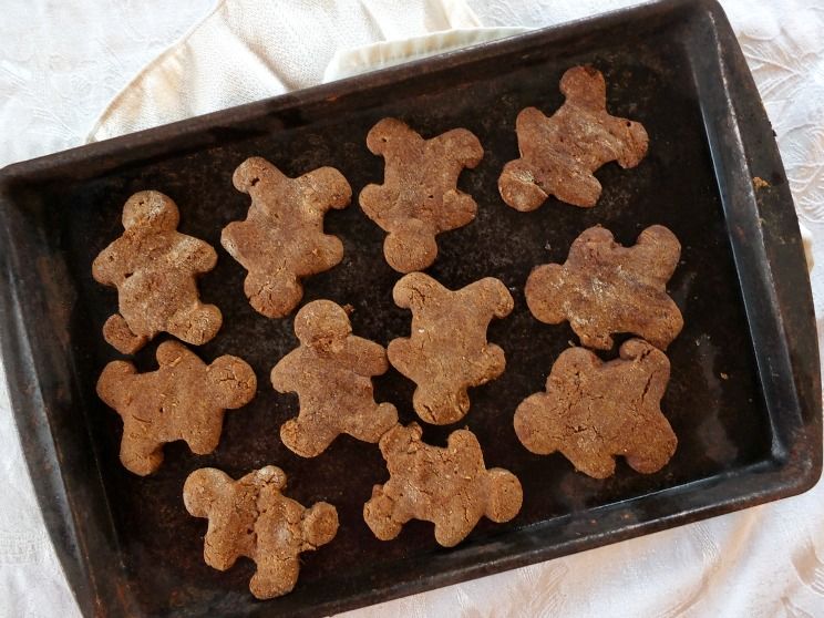 Paleo Gingerbread Cookies