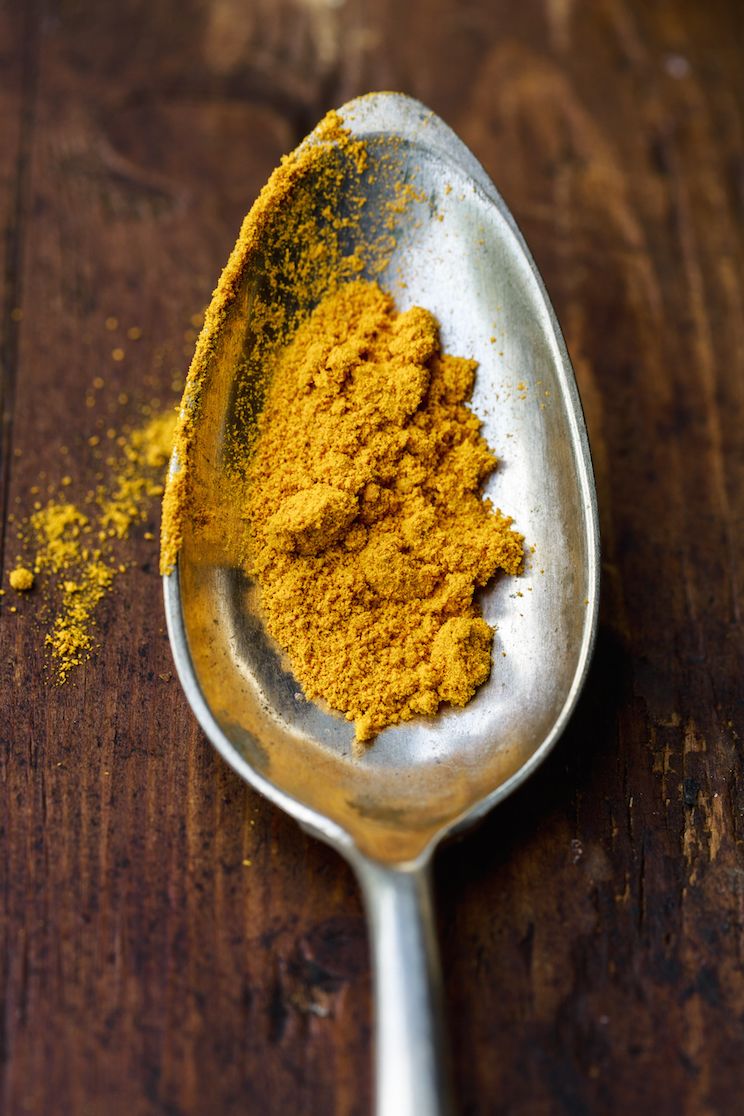 turmeric for teeth whitening