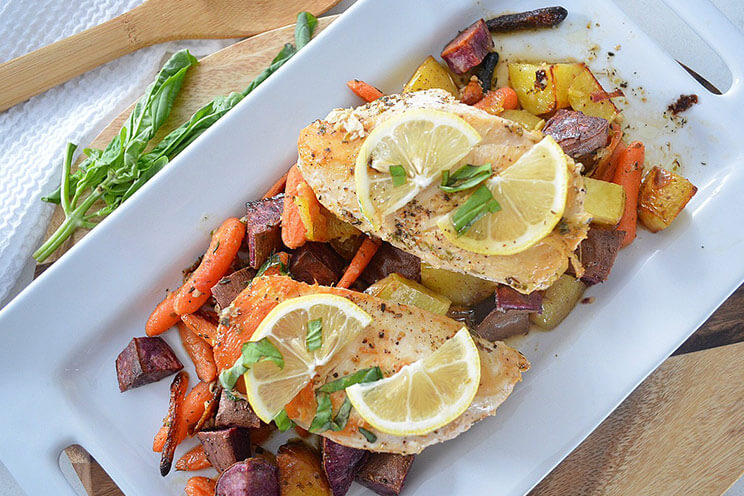 SCHEMA-PHOTO-One-Pan-Lemon-and-Herb-Chicken.jpg