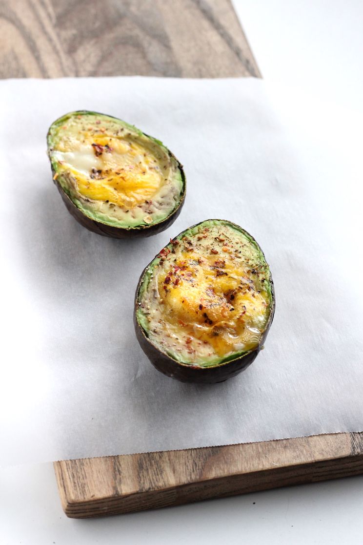 Baked-Avocado-and-Egg-1.jpg