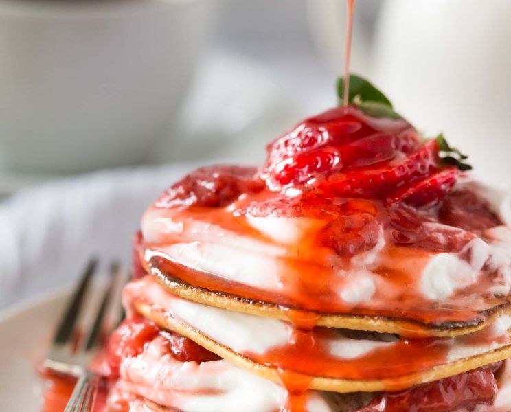 Paleo-Crepes-with-Strawberry-Sauce