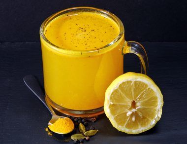 Fight Inflammation with This Turmeric and Lemon Morning Elixir 1