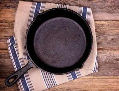 cast iron skillet guide featured image