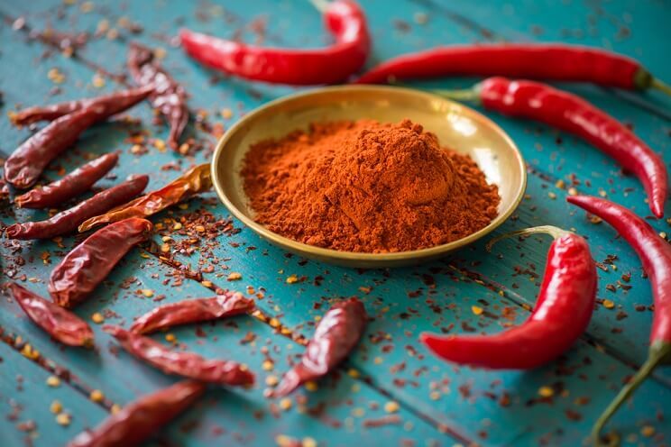 chili powder with whole chilis