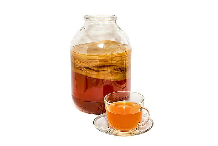 kombucha jar and glass