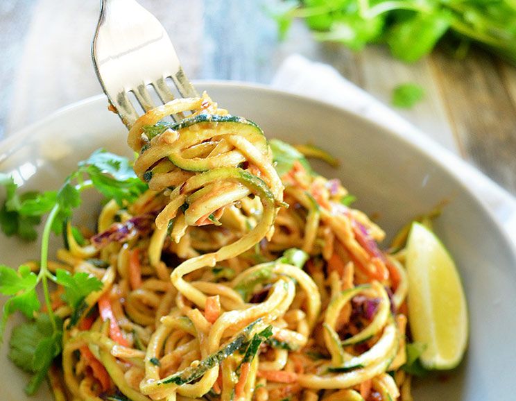 almond zucchini noodles featured image