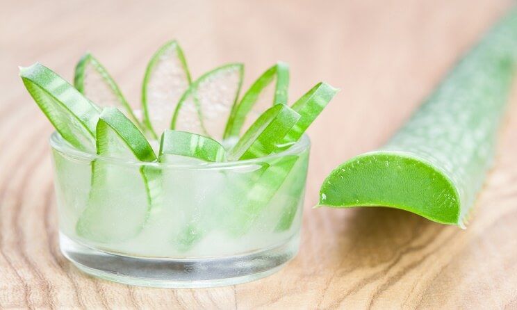 aloe gel in a bowl