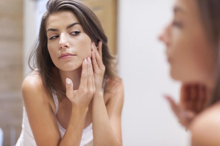 woman with dry skin