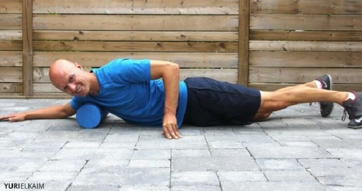 chest foam roll exercise