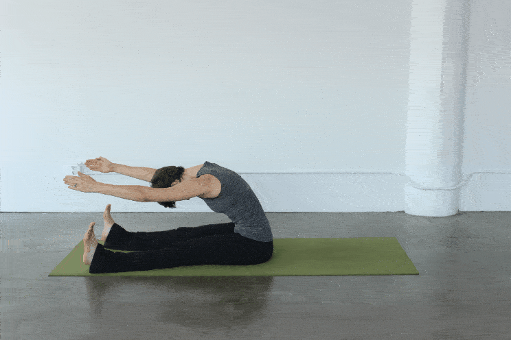 spine stretch pilates move
