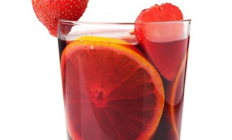 Paleo sangria with strawberries