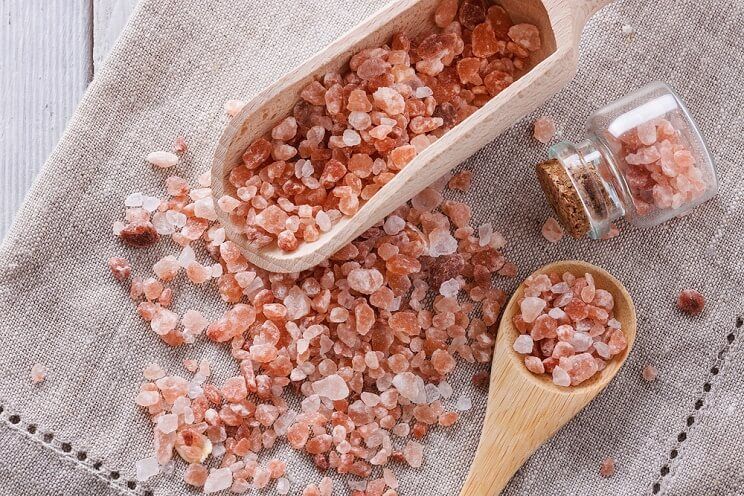 scoops of coarse Himalayan salt