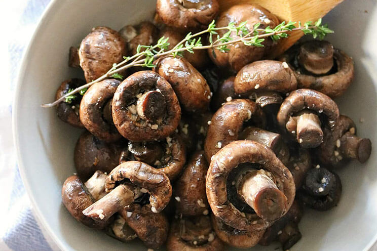 schema-photo-Easy-Slow-Cooker-Garlic-Mushrooms.jpg