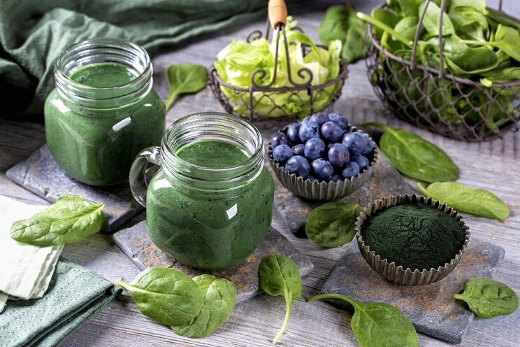 blueberries, spinach, spirulina