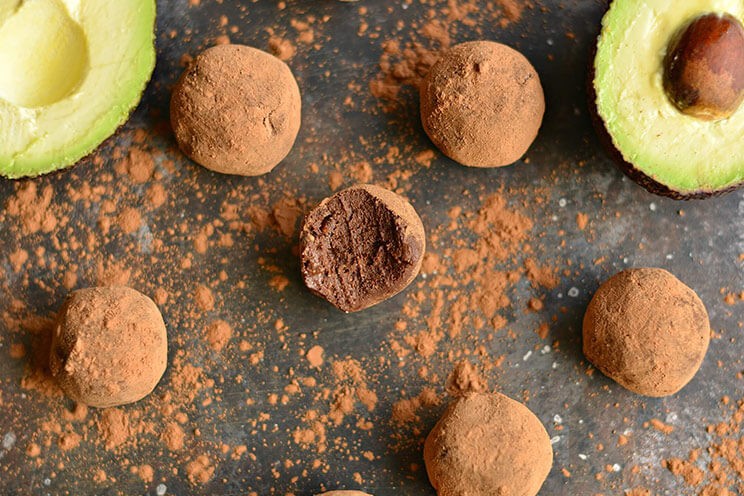 schema-photo-Silky-Dark-Chocolate-Avocado-Truffles.jpg