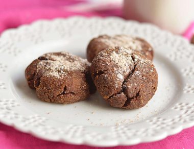 chocolate crinkle cookies featured image
