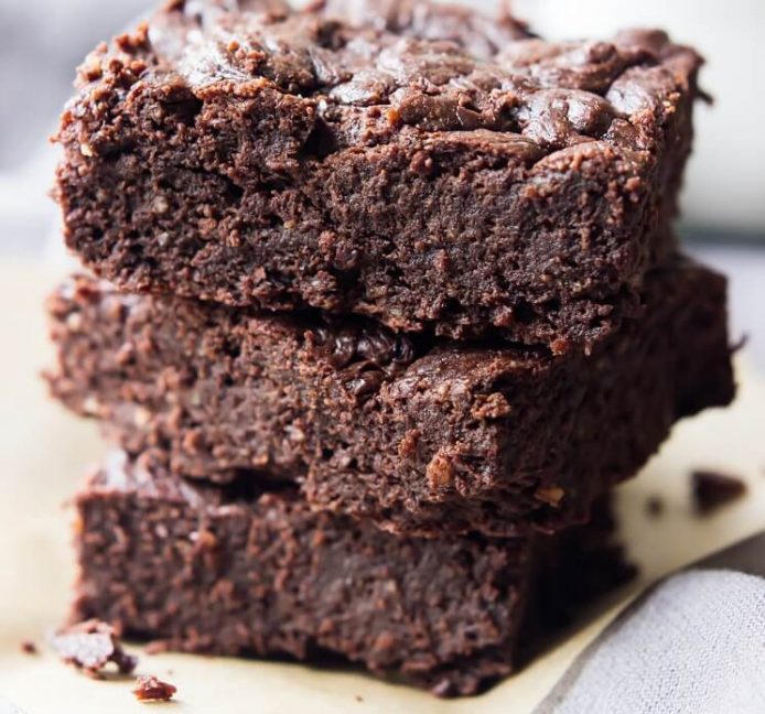 30 Seriously Fudgy Brownie Recipes | PaleoHacks Blog