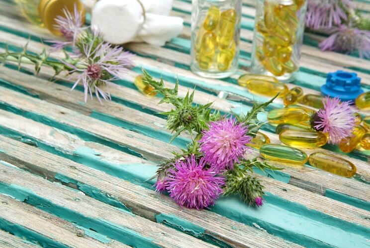 milk thistle supplements and gel pills