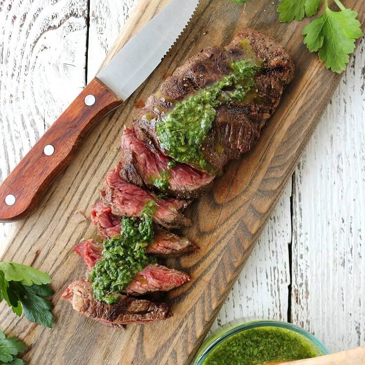 How to Make Juicy Skirt Steak with Chimichurri Sauce