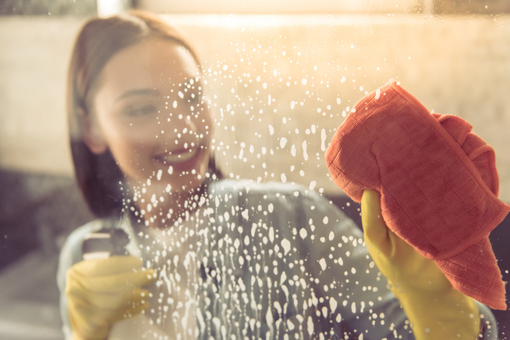 glass-cleaner.jpg