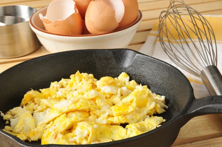 scrambled eggs in cast iron skillet