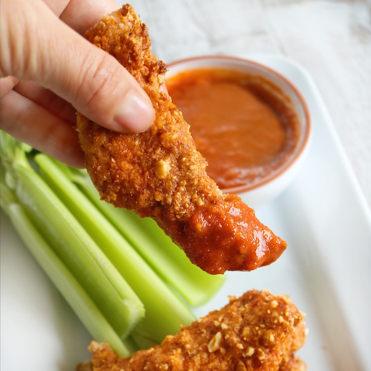 How to make paleo chicken tenders with buffalo sauce
