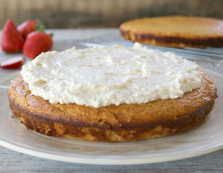 coconut cream frosting featured