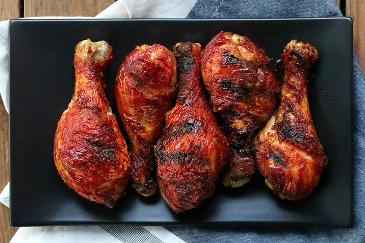 SCHEMA-PHOTO-Smoked-Maple-Glazed-Chicken-Legs.jpg