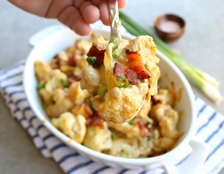 loaded bacon cauliflower mac and cheese featured image