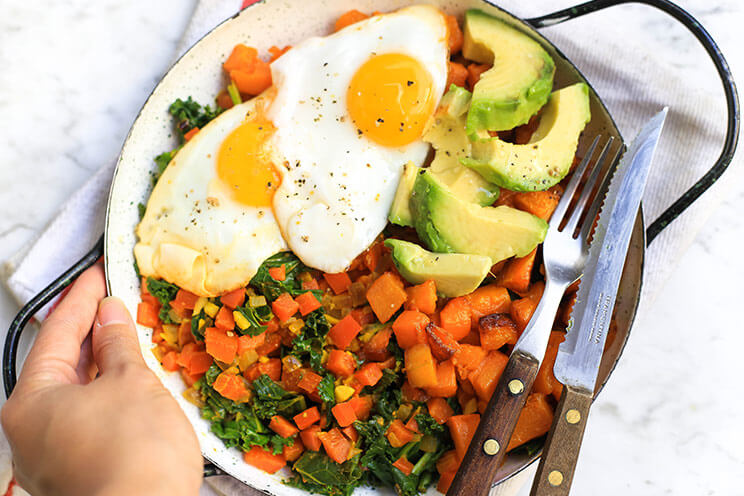 SCHEMA-PHOTO-Anti-Inflammatory-Healing-Bowl-with-Sweet-Potatoes-Turmeric-and-Kale.jpg