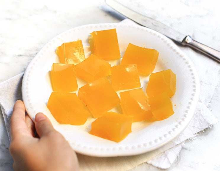 Want to make your own post-dinner vitamins? These bite-sized turmeric gummies are easy to prepare, and full of health benefits!