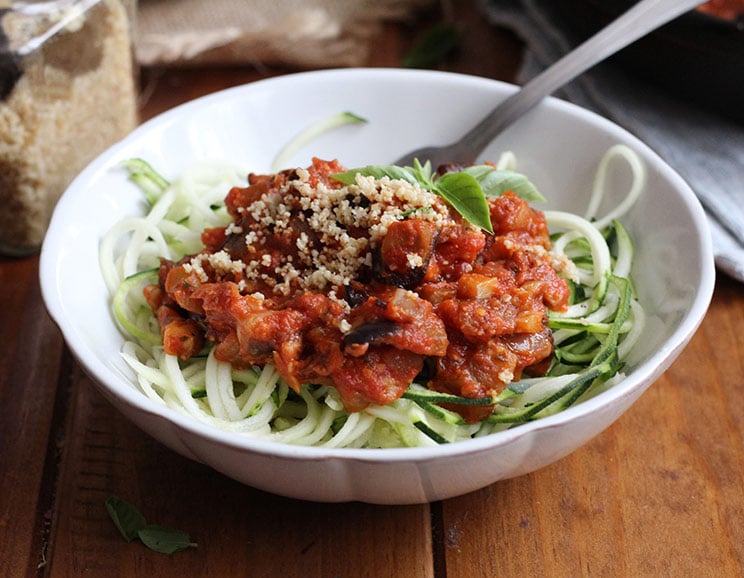 Dig into this delicious plate of zucchini noodles topped with a meatless mushroom marinara!