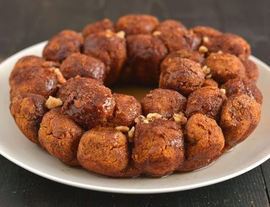 Pick, pinch and pull at this Paleo Monkey Bread for a doughy, portion-sized snack! The secret to this Paleo-friendly monkey bread? Sweet potatoes!