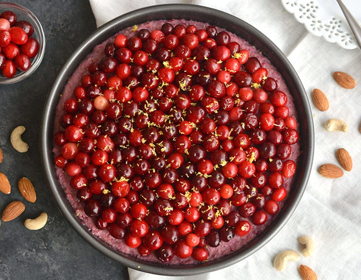 From decadent desserts to savory dishes, we’ve got the best cranberry recipes filled with nourishing ingredients.