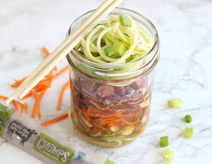 DIY Instant Veggie Noodles in a Mason Jar | PaleoHacks