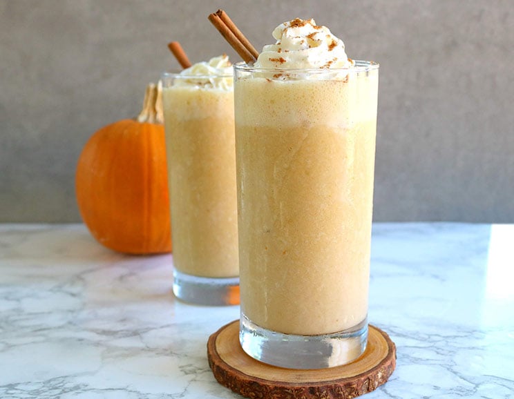 This Smoothie Tastes Like Pumpkin Pie in a Glass