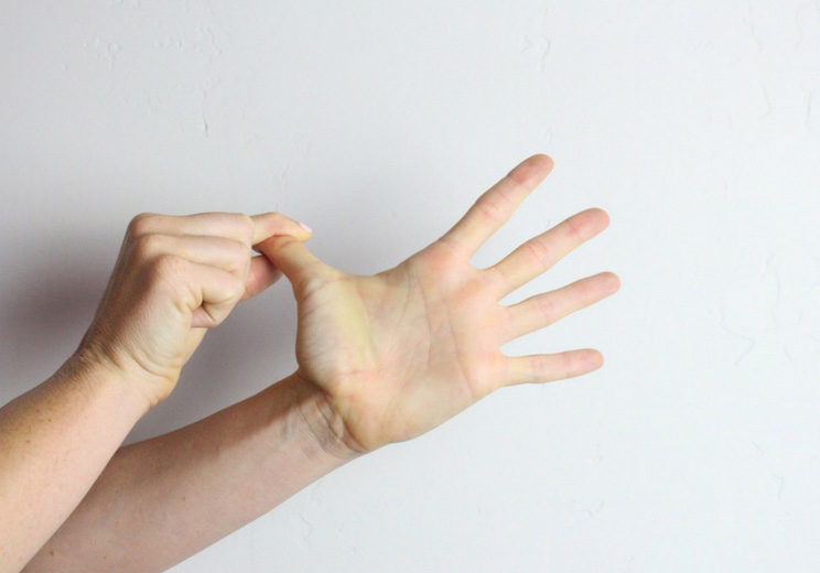 3-Minute Stretch & Massage for Hand Pain