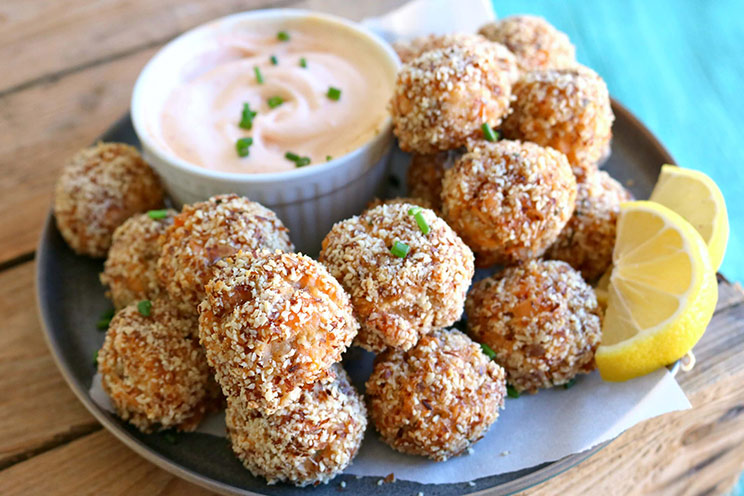 SCHEMA-PHOTO-These-Baked-Salmon-Croquettes-Are-Little-Pieces-of-Healthy-Heaven.jpg