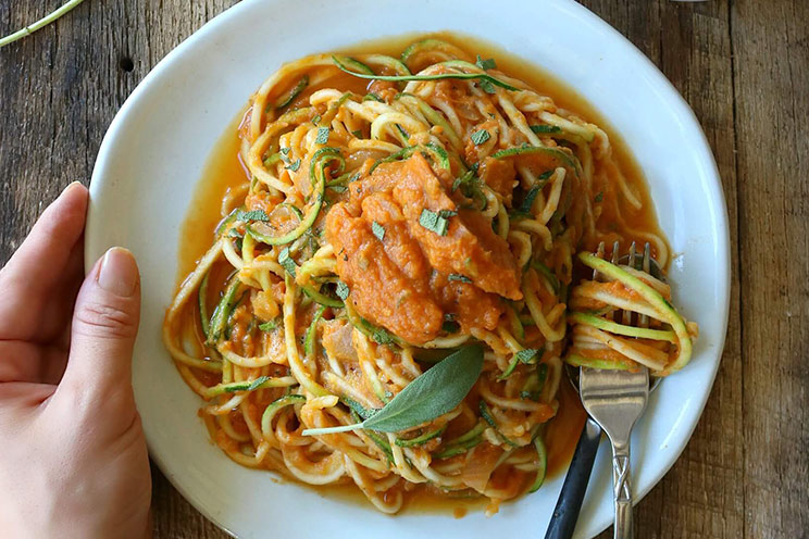 Schema-photo-Easy-Healthy-Pumpkin-Pasta-Sauce.jpg