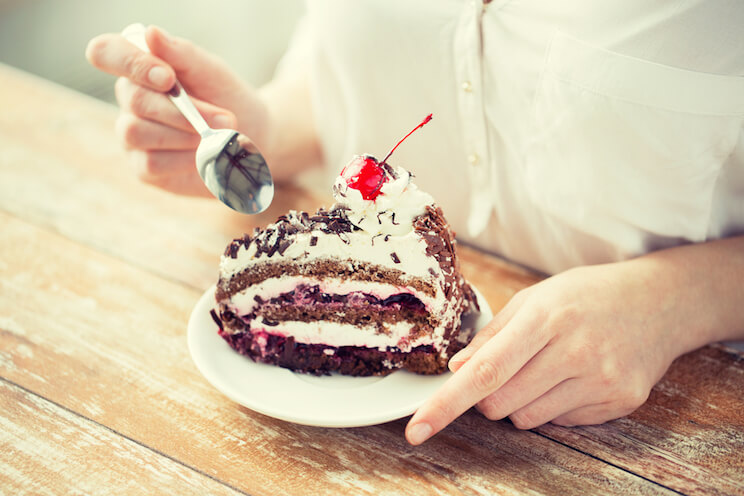 a plate of cake