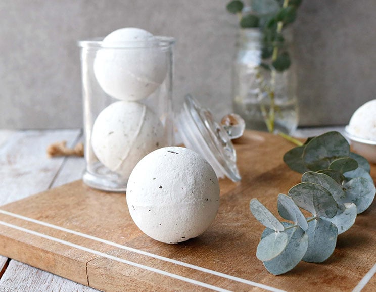 DIY Peppermint + Eucalyptus Bath Bombs for Colds, Sinus Relief + Achy Muscles 1
