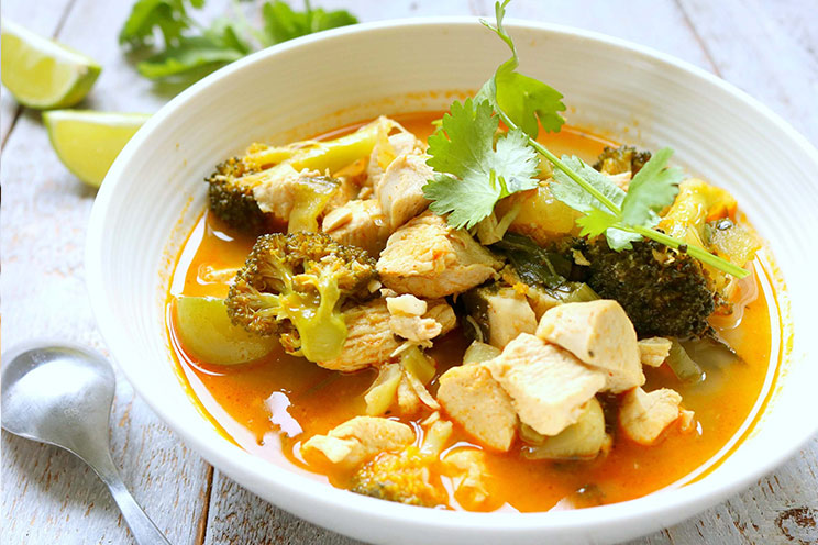 SCHEMA-PHOTO-One-Pot-Coconut-Curry-Soup.jpg