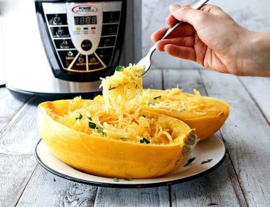 How to Make Instant Pot Spaghetti Squash (in Just 15 Minutes!)