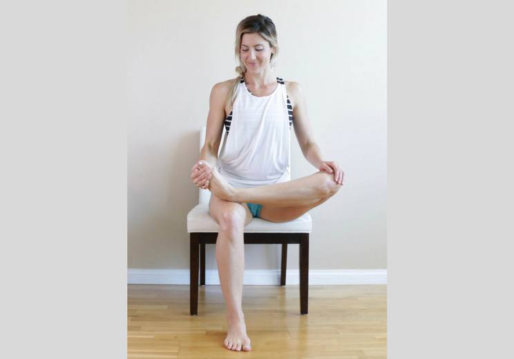 Melt Away Shin Splint Pain with These 5 Easy Stretches