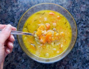 How To Make Amazing Vegetable Broth with Kitchen Scraps