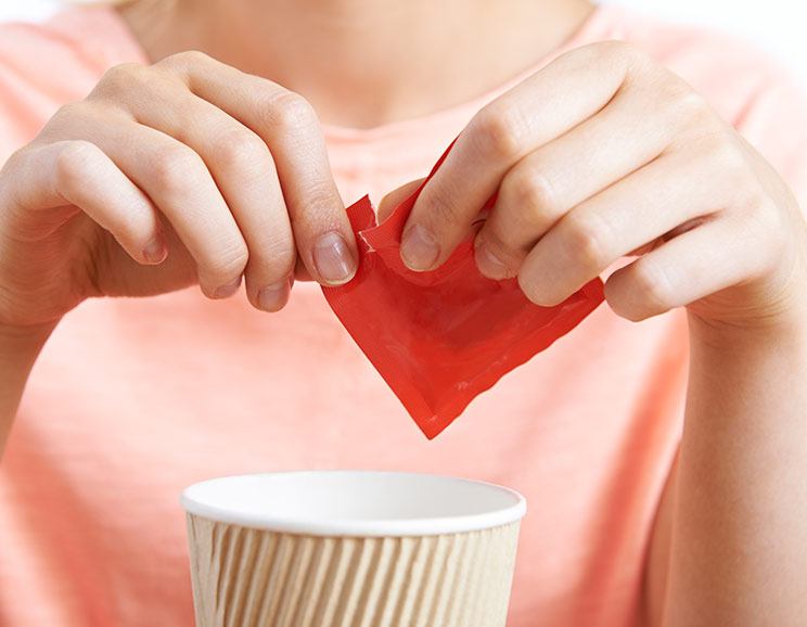 Aspartame: 9 Dangerous Side Effects + 13 Toxic Foods To Avoid