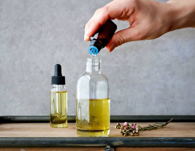 3-Ingredient Natural Hair Growth Oil For Longer Healthier Hair